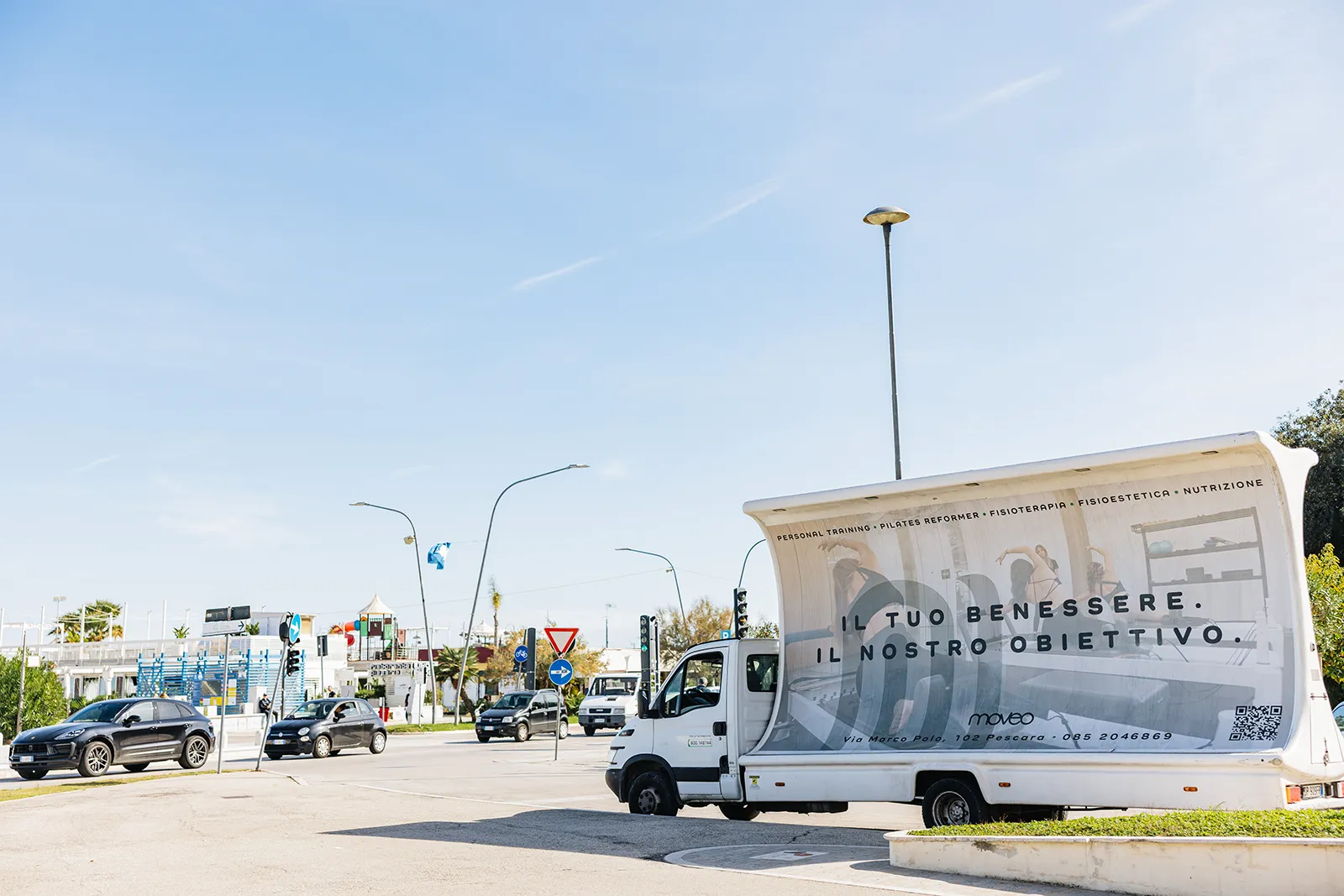 Camion Vela Pubblicitario - immagine 5